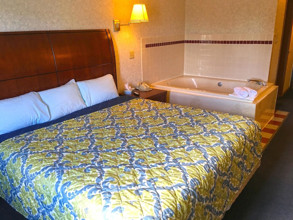 Americas Best Value Inn Decatur, IN