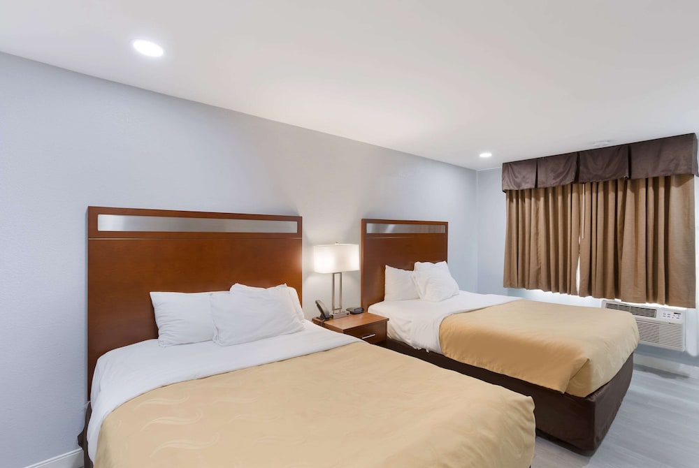 Quality Inn Redding near I-5