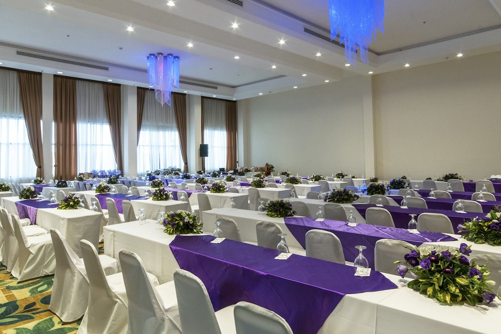 Delta Hotels by Marriott San Jose Aurola photo 3