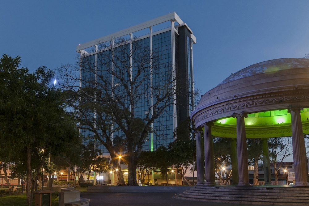 Delta Hotels by Marriott San Jose Aurola