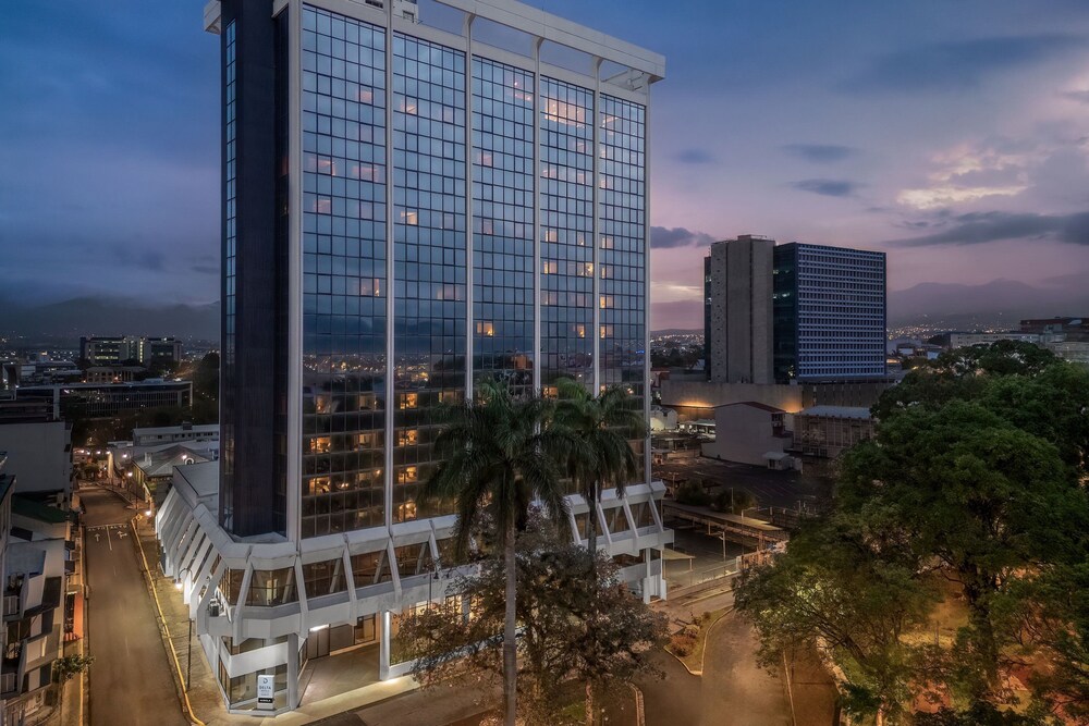 Delta Hotels by Marriott San Jose Aurola