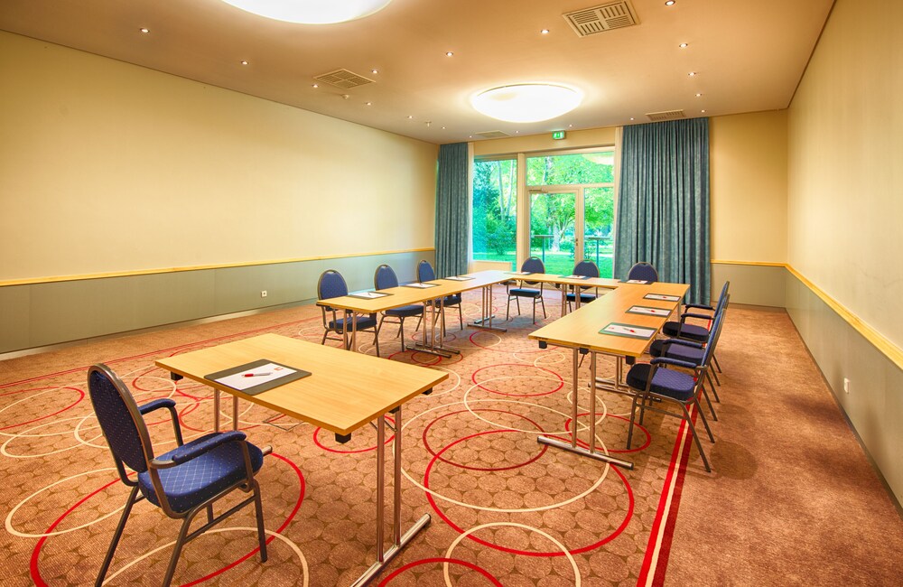 Leonardo Royal Hotel Köln - Am Stadtwald photo 4