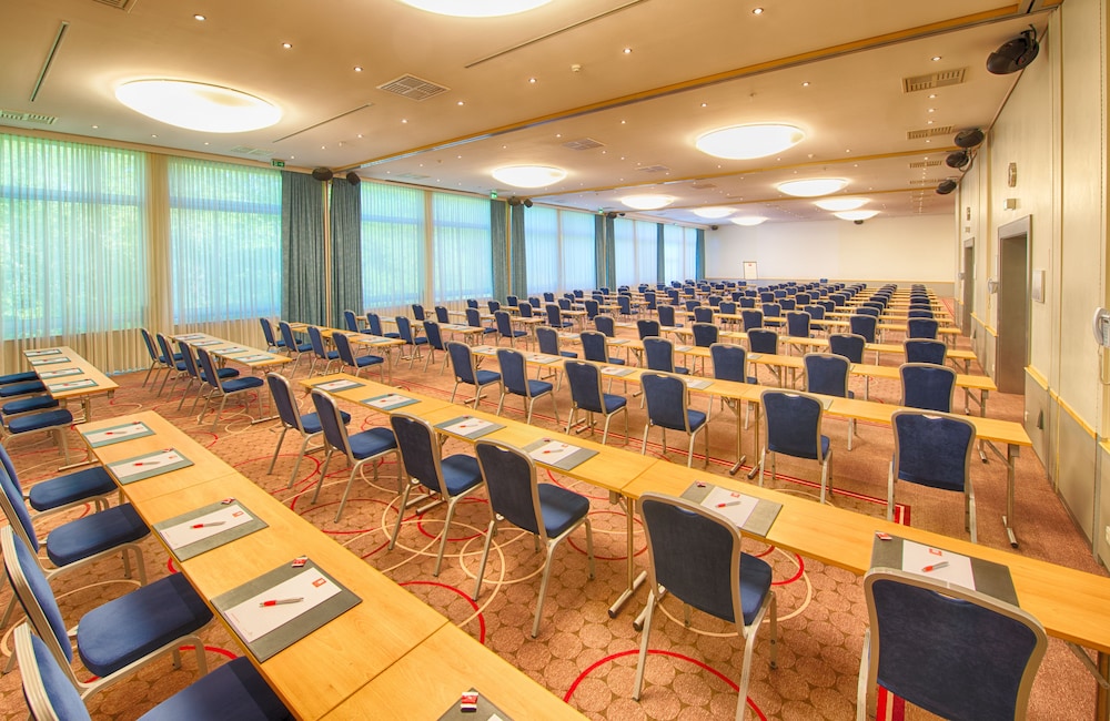 Leonardo Royal Hotel Köln - Am Stadtwald
