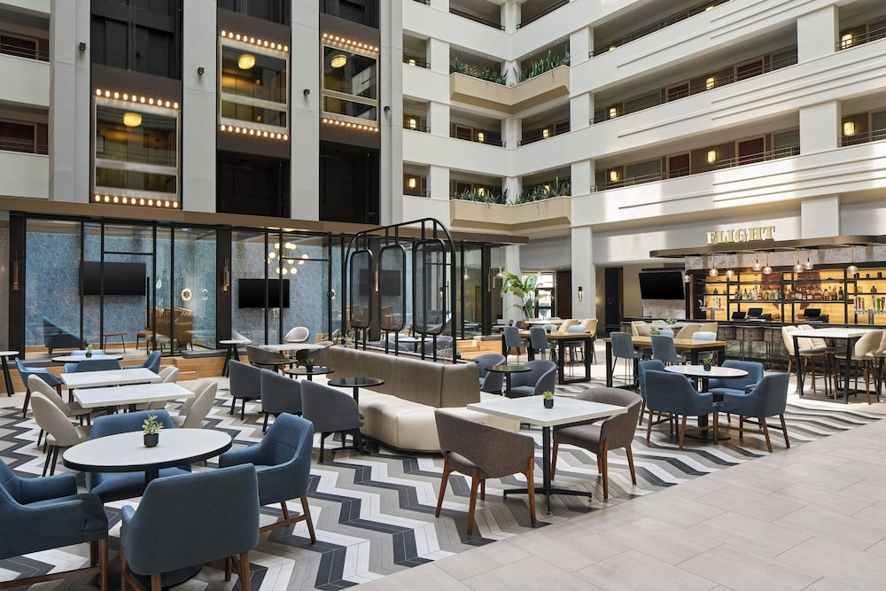 Sheraton Suites Chicago O Hare photo 2