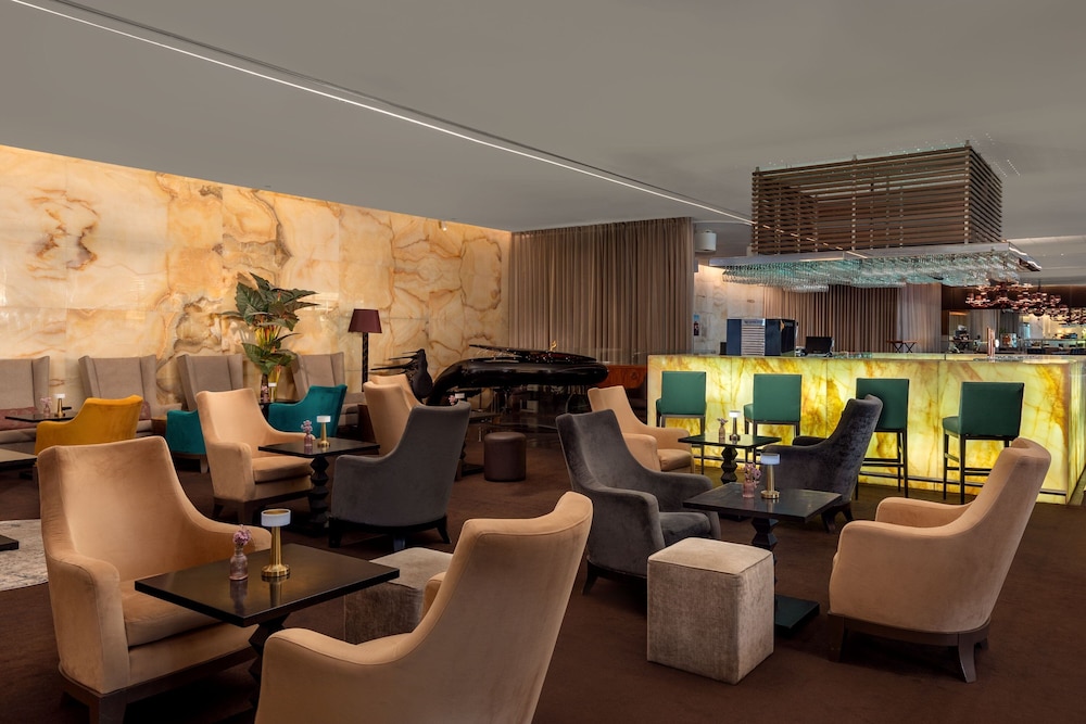 Sheraton Lisboa Hotel & Spa photo 4