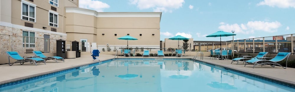 Holiday Inn Beaumont East - Medical Ctr Area by IHG