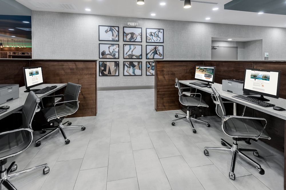 Holiday Inn Beaumont East - Medical Ctr Area by IHG