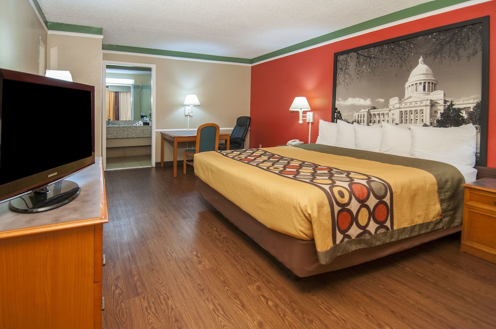 Super 8 by Wyndham Little Rock/Otter Creek