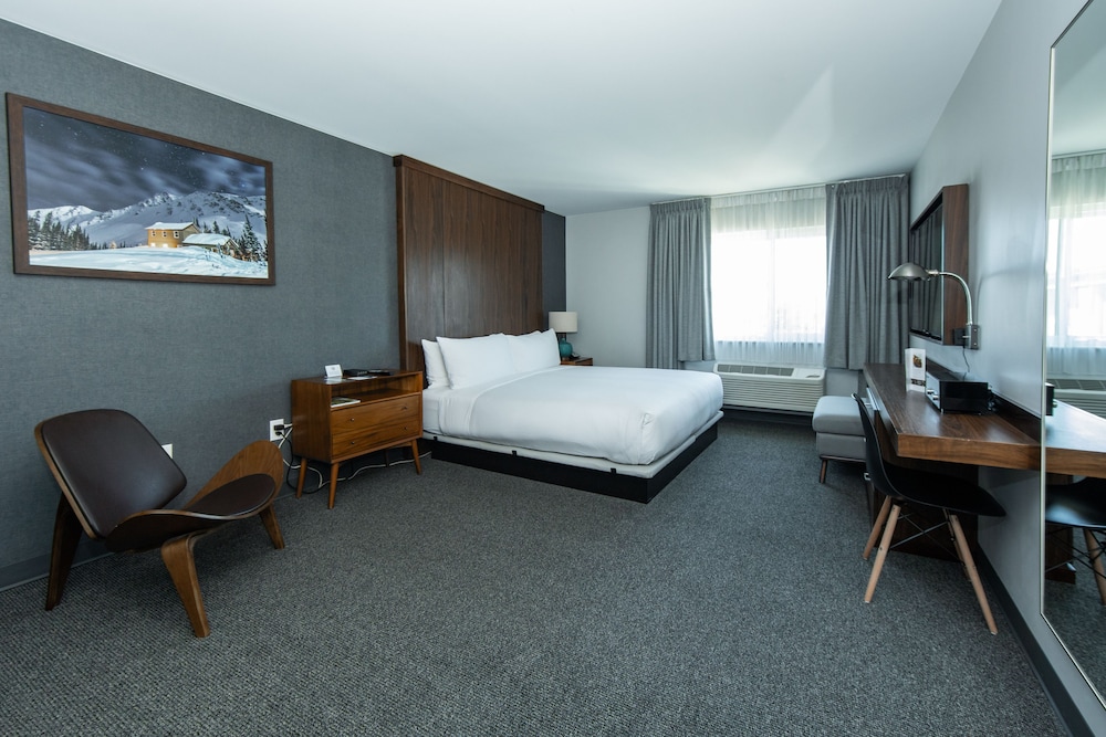 Park City Peaks Hotel