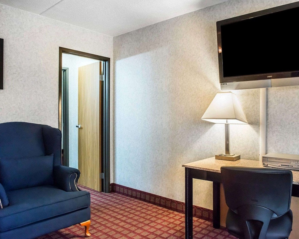 Quality Inn & Suites North