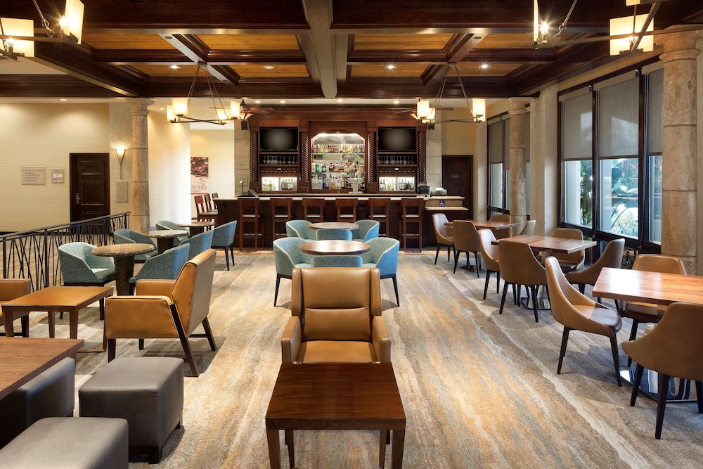 DoubleTree by Hilton Ontario Airport