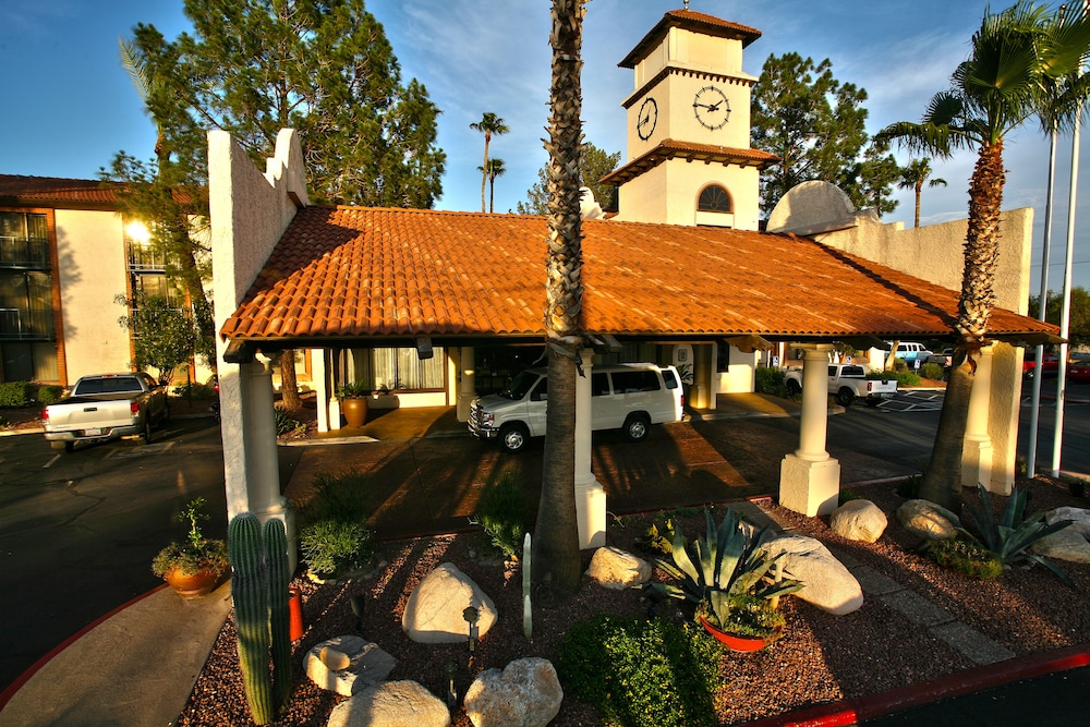 DoubleTree Suites by Hilton Tucson Airport