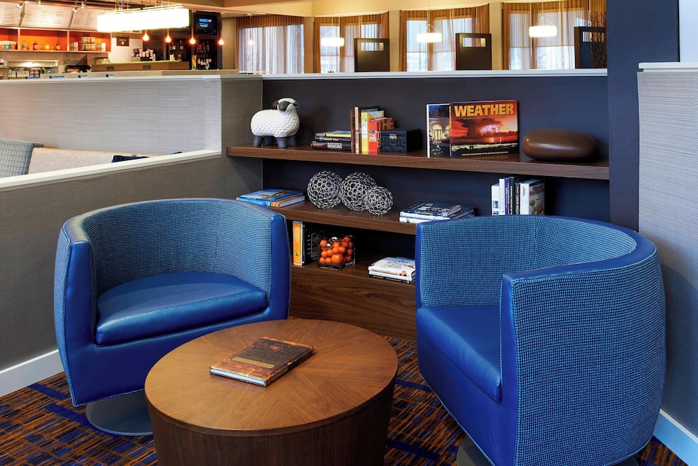 Courtyard by Marriott Chicago Arlington Heights / South