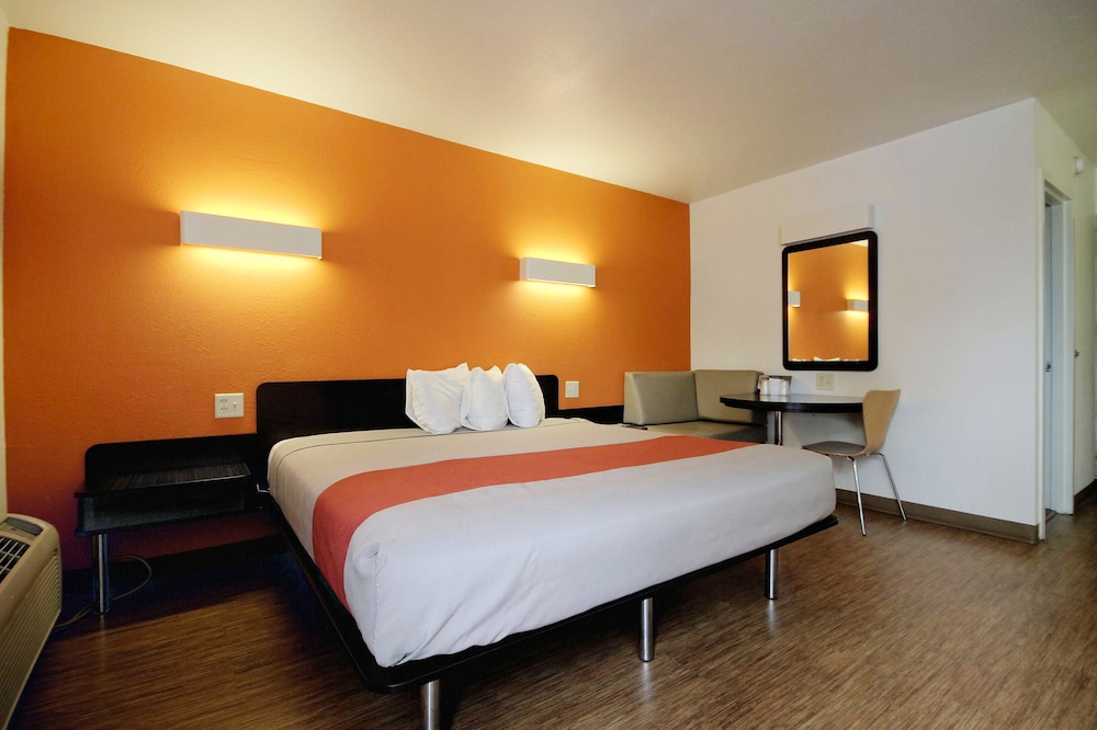 Signature Inn Miami