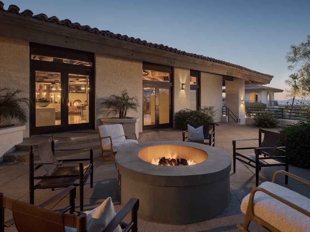 Arizona Grand Resort & Spa