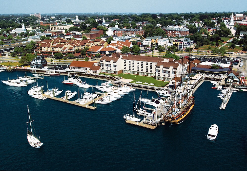 The Newport Harbor Hotel & Marina