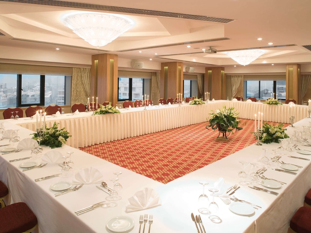 Movenpick Hotel Izmir photo 2