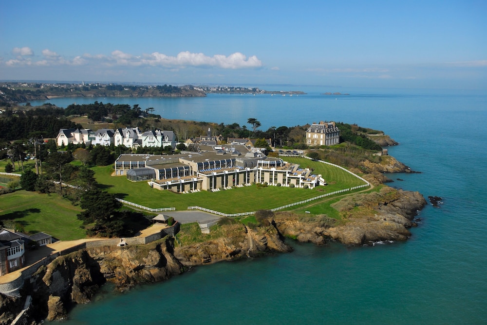 Hôtel Emeria Dinard Thalasso & Spa photo 2
