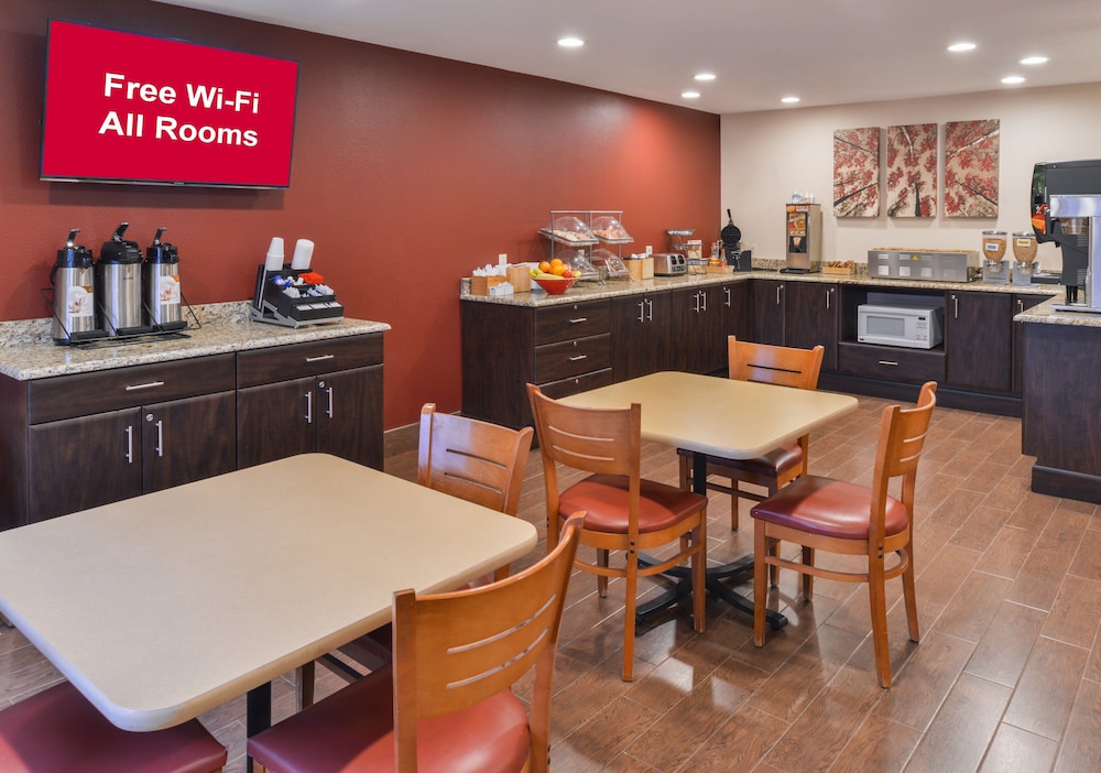 Red Roof Inn & Suites Danville, IL