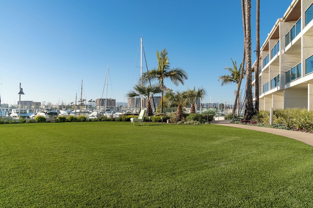 Marina del Rey Hotel photo 2