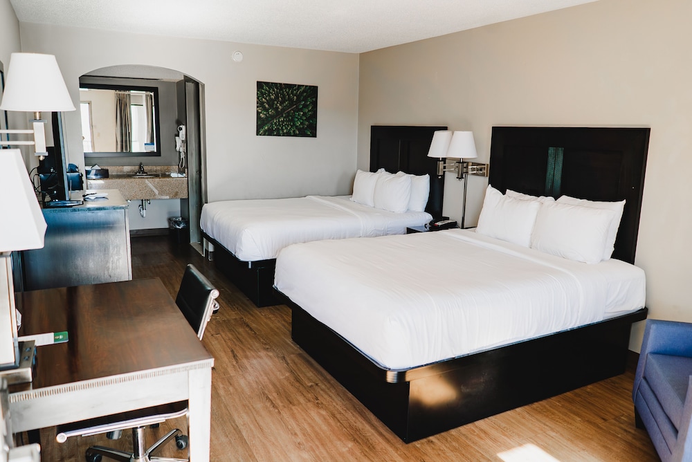 Quality Inn & Suites Monticello