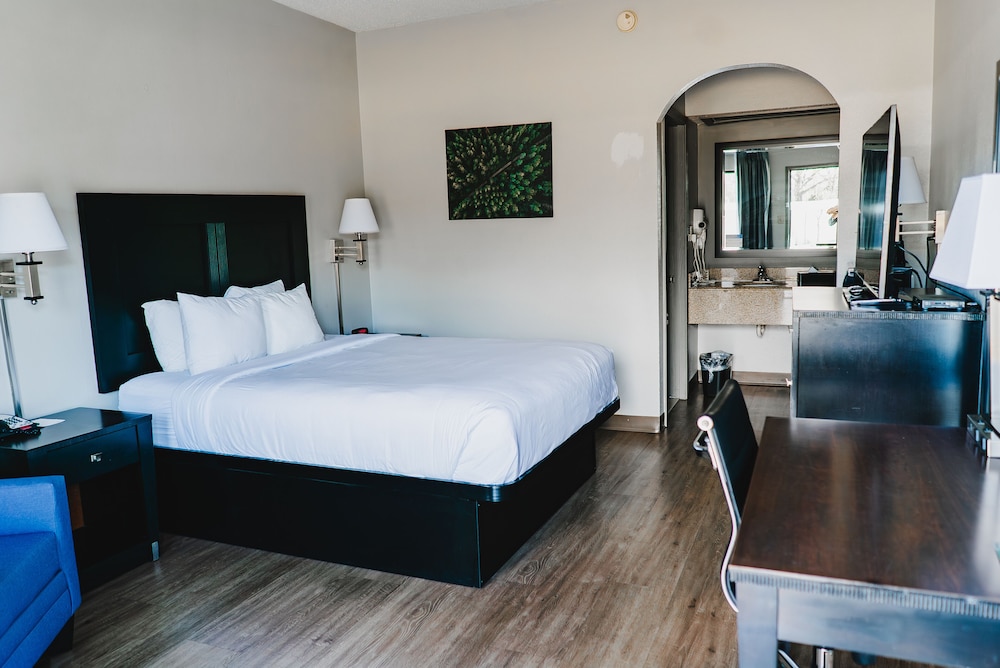 Quality Inn & Suites Monticello