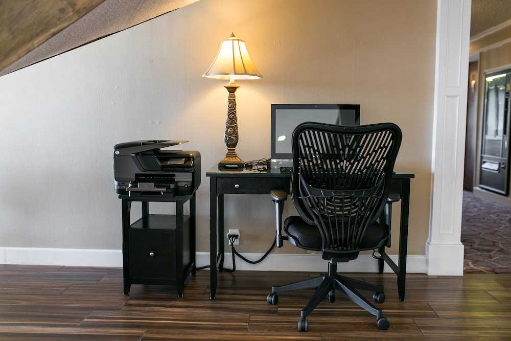 Best Western Plus Burley Inn & Convention Center