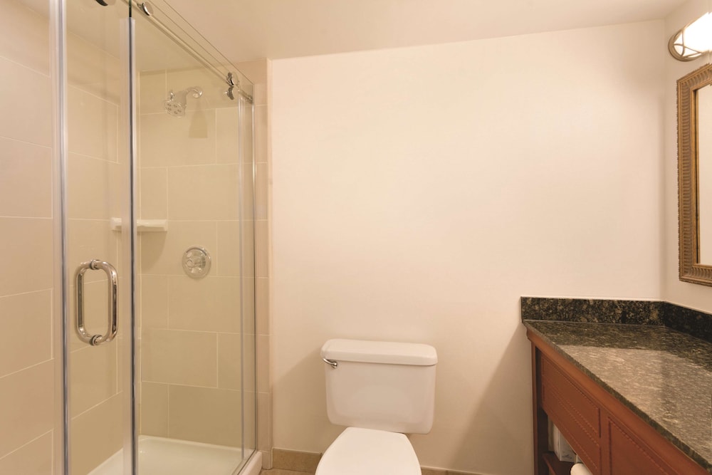 Embassy Suites Greenville Golf Resort & Conference Center