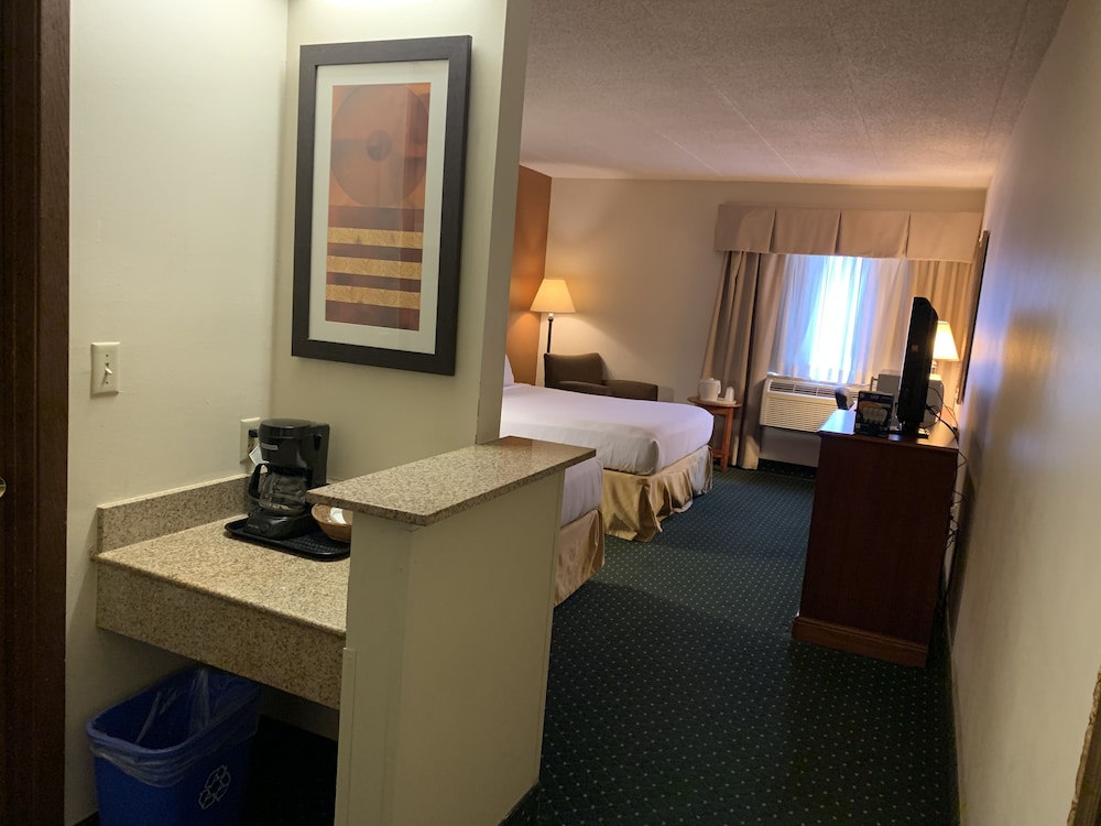 AmericInn by Wyndham Beloit