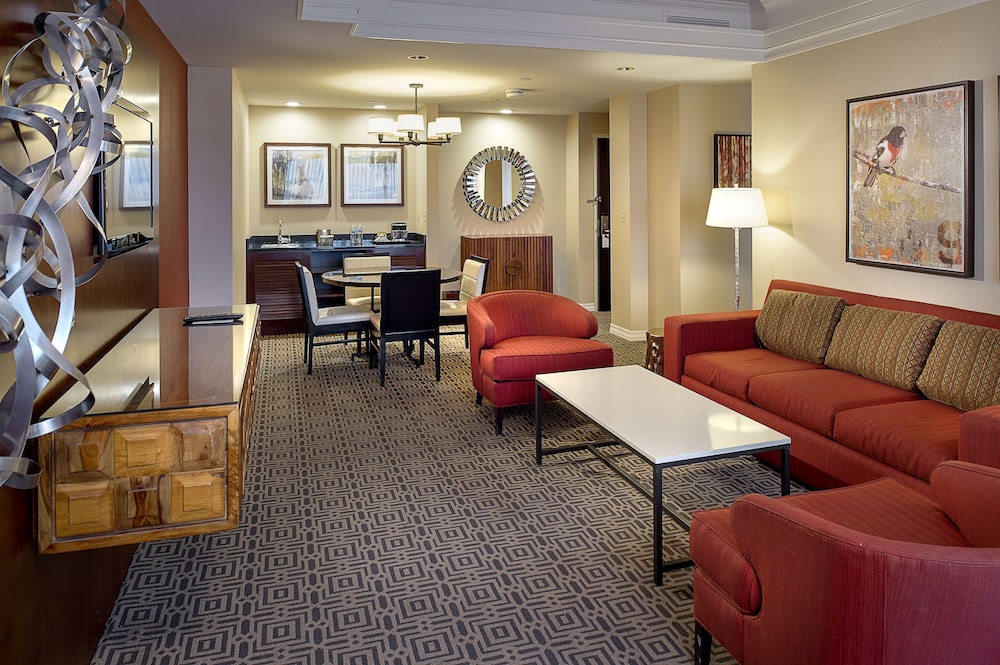 DoubleTree by Hilton Hotel St. Louis - Chesterfield