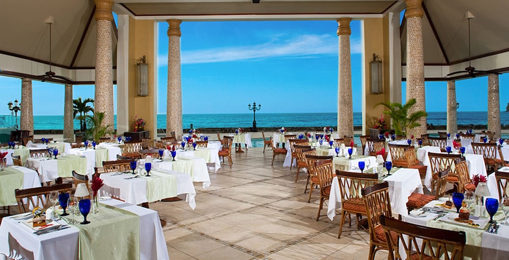 Sandals Regency La Toc - ALL INCLUSIVE Couples Only