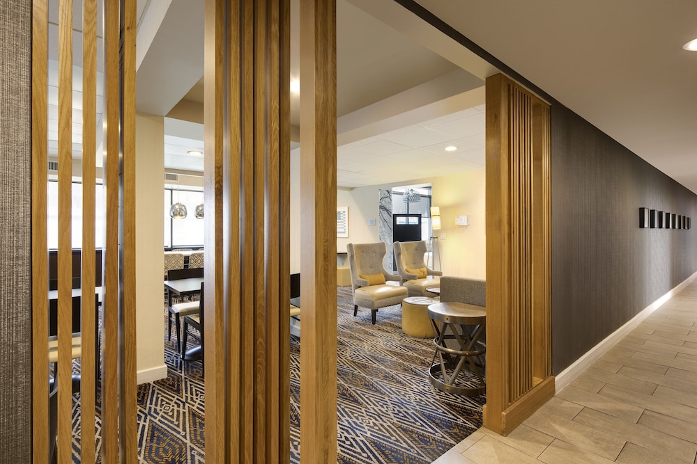 Courtyard by Marriott Austin-University Area