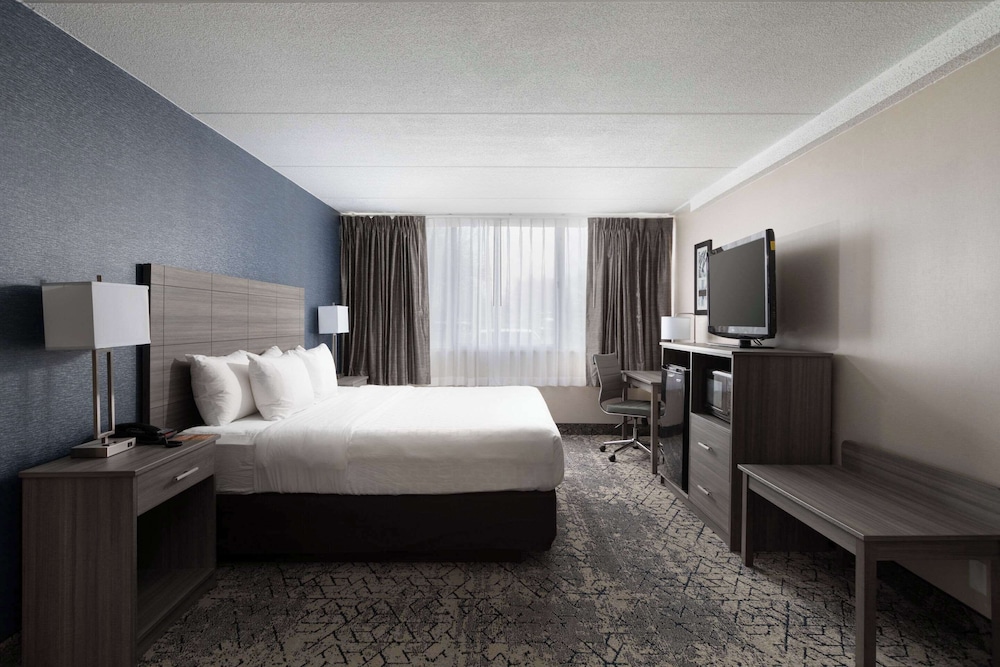 Clarion Hotel & Convention Center Joliet