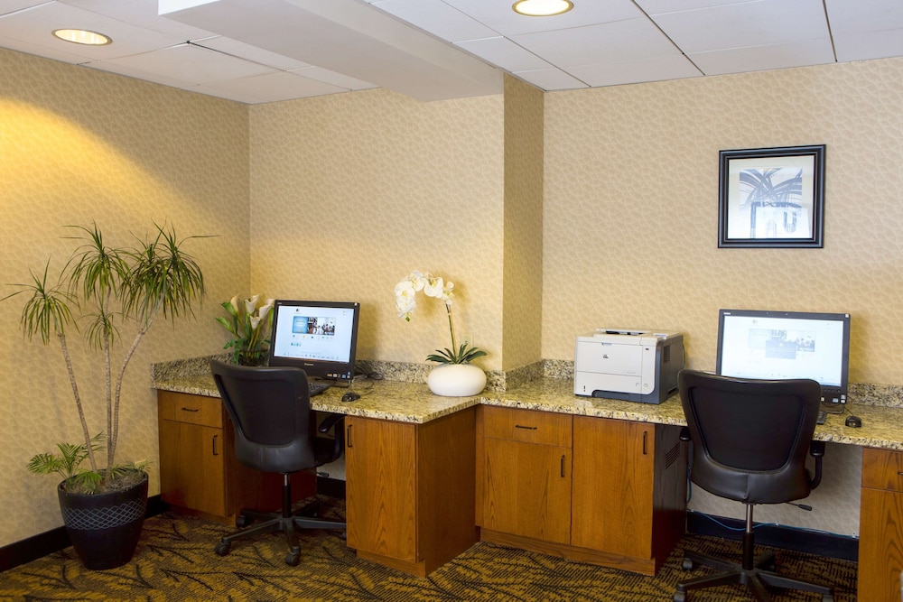 DoubleTree by Hilton Hotel Portland