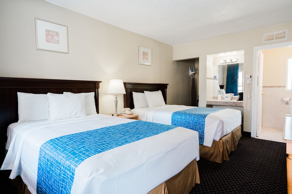 Travelsuites Inn