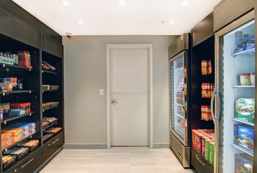 Staybridge Suites Toronto - Vaughan South, an IHG Hotel