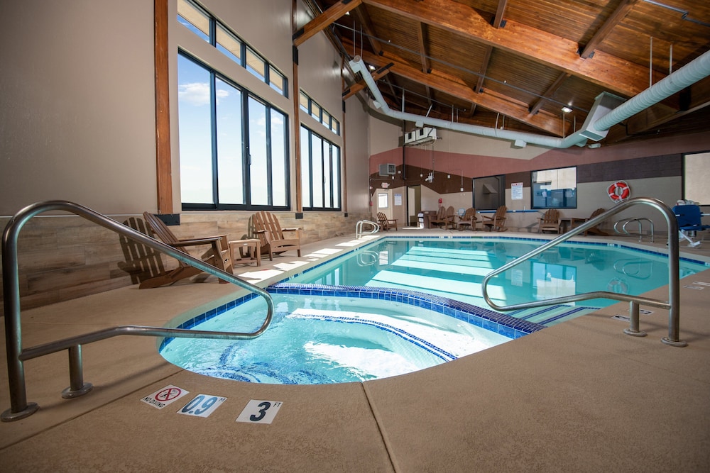 Grand Canyon Hotel and Suites