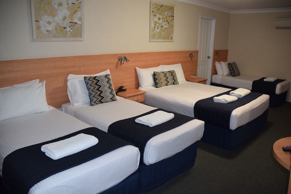 Best Western Coachman's Inn Motel photo 3