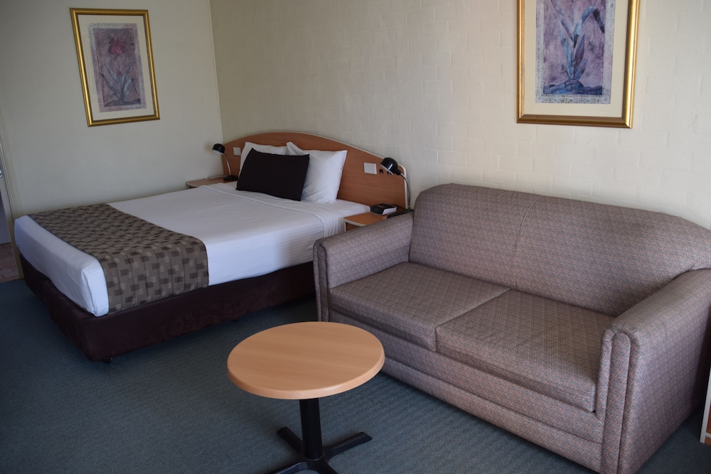 Best Western Coachman's Inn Motel photo 2