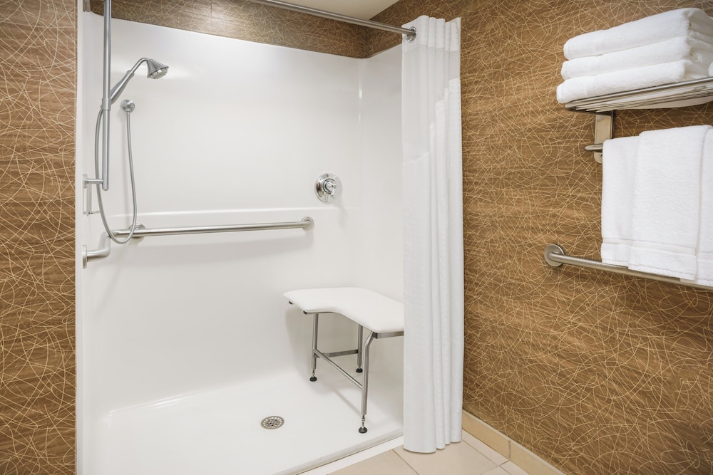 Holiday Inn Express Brockton - Boston by IHG