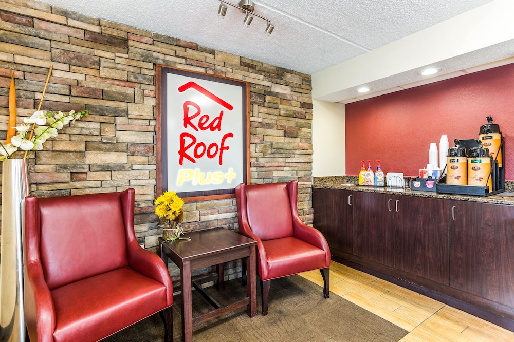 Red Roof Inn PLUS+ Nashville North - Goodlettsville
