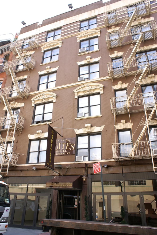 Off Soho Suites