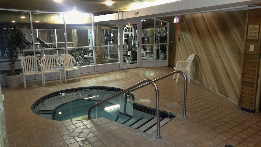 Ramada by Wyndham Abbotsford photo 4