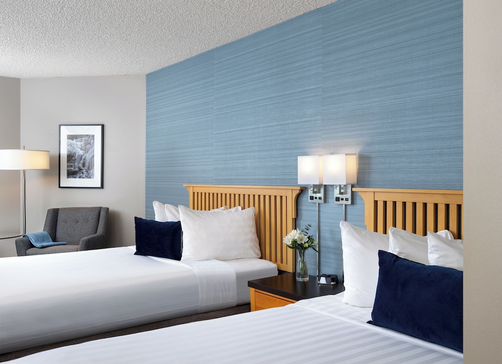 Inn at Laurel Point