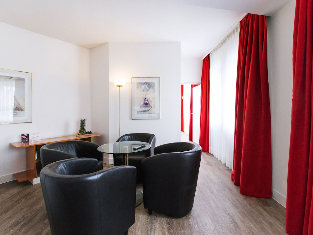 DORMERO Hotel Dresden Airport photo 5