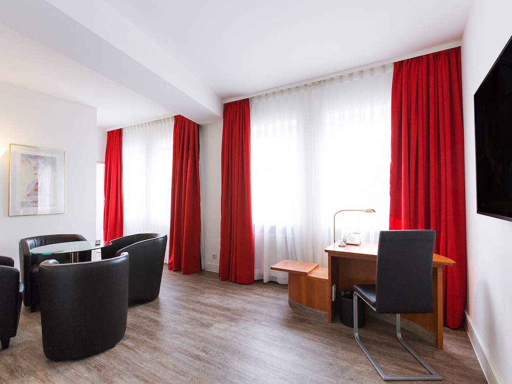 DORMERO Hotel Dresden Airport photo 4