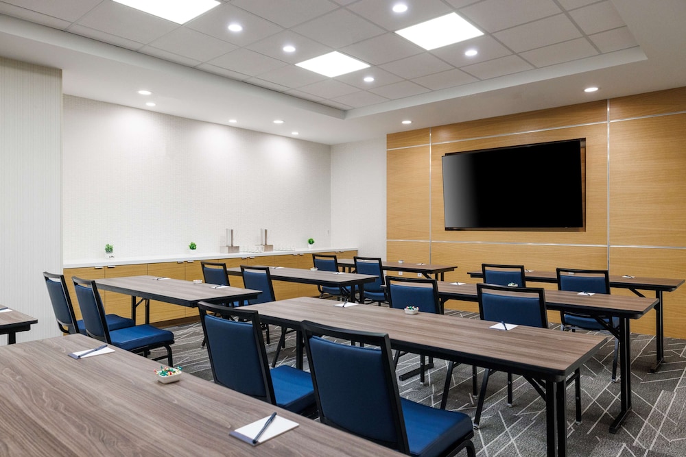 Hyatt Place San Carlos