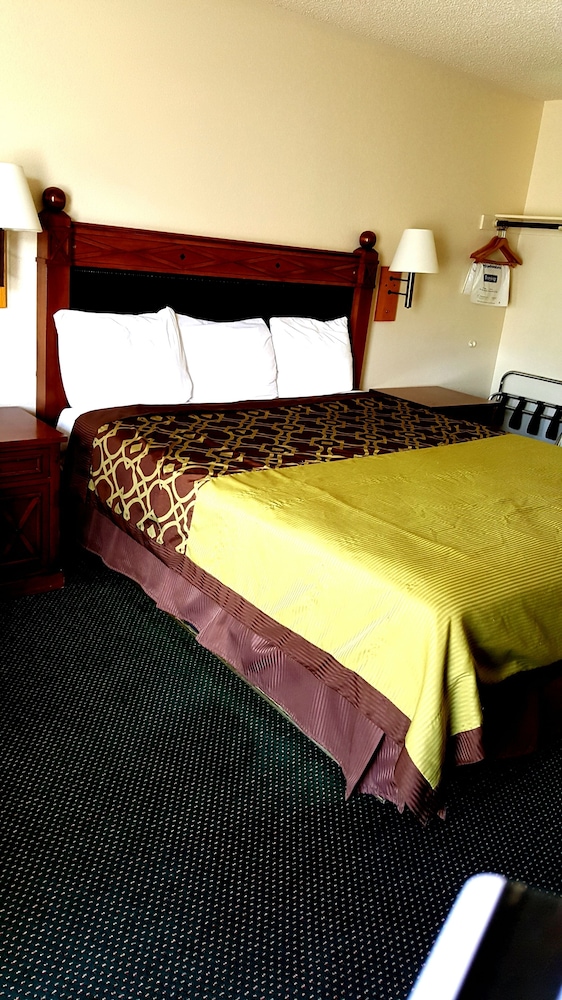Travelodge by Wyndham Indio