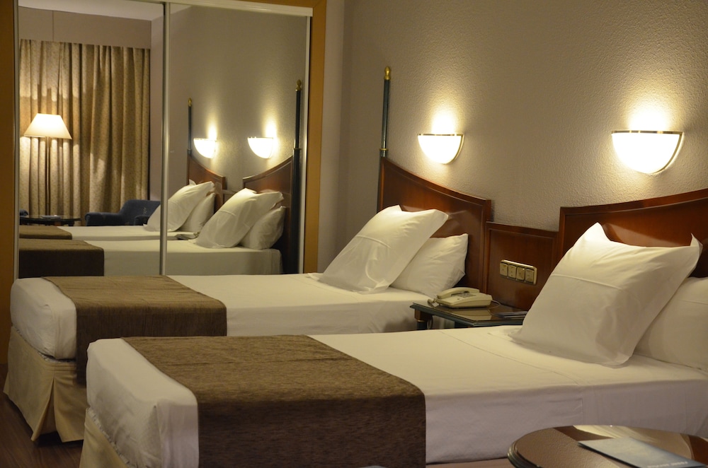 Beatriz Toledo Auditorium & Spa photo 2