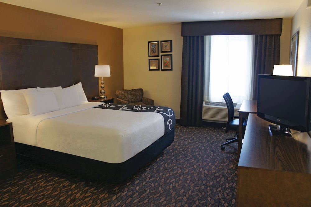 La Quinta Inn & Suites by Wyndham Oakland - Hayward